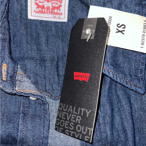 Levi’s Jean button down shirt with tags - Picture 5 of 16